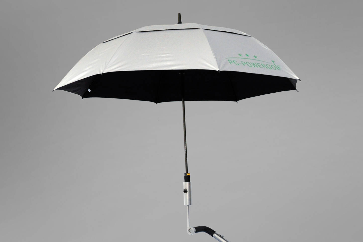 Golfschirm, UV-beschichtet mit Windcutter, passend für unsere Schirmhalter: 90€